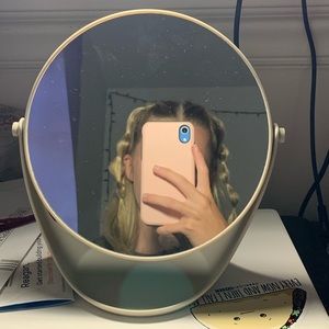 Meet your Posher, Briley